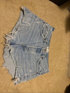 Goldie Light Wash Frayed Denim Shorts - Pale Blue